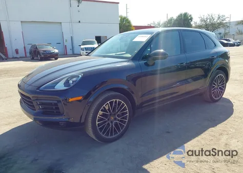 2023 Porsche Cayenne Platinum Edition z USA, uszkodzony, nr VIN WP1AA2AY8PDA06020